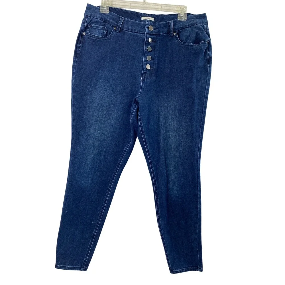 M Jeans Maurices Women L Short 33